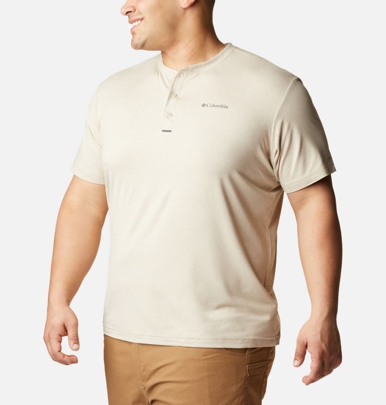 Men's Columbia Tech Trail Short Sleeve Henley T Shirts Beige | Plus Size CA-J1C5A